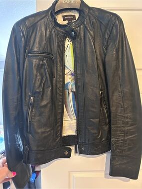 Danier women’s Black Leather Jacket